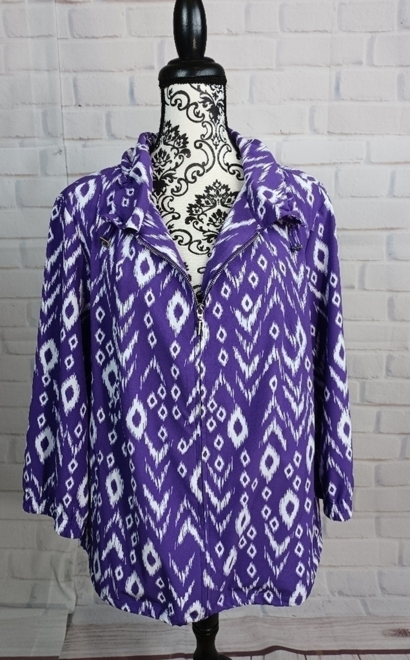 Chico's long sleeve zip front geometric print jacket size 3 pockets stretch